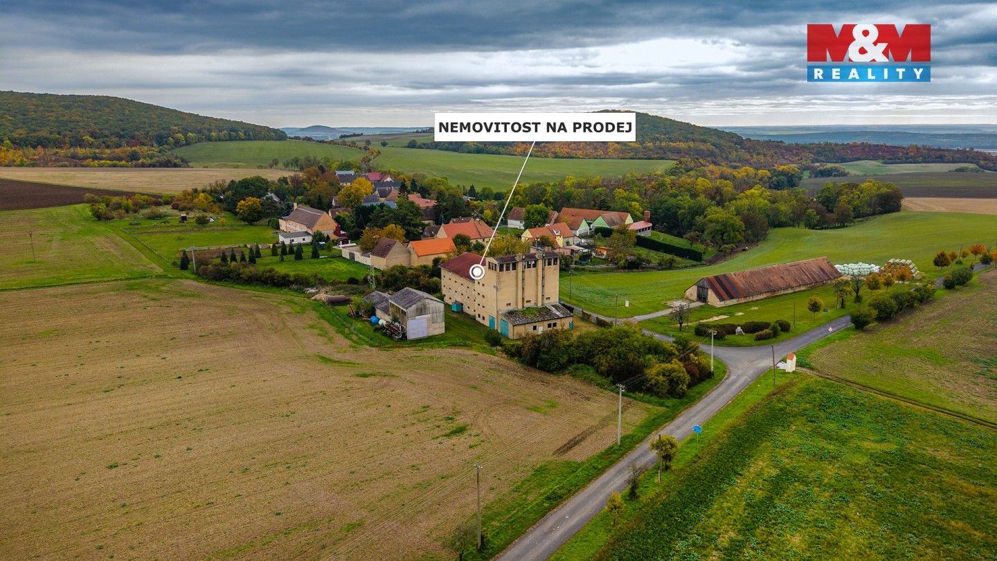 Prodej komerčního prostoru 2000 m² - foto 7