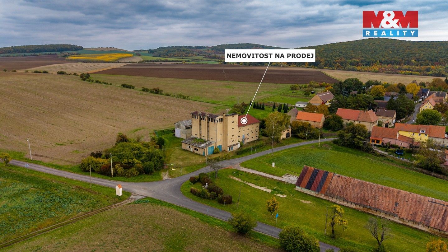 Prodej komerčního prostoru 2000 m² - foto 9