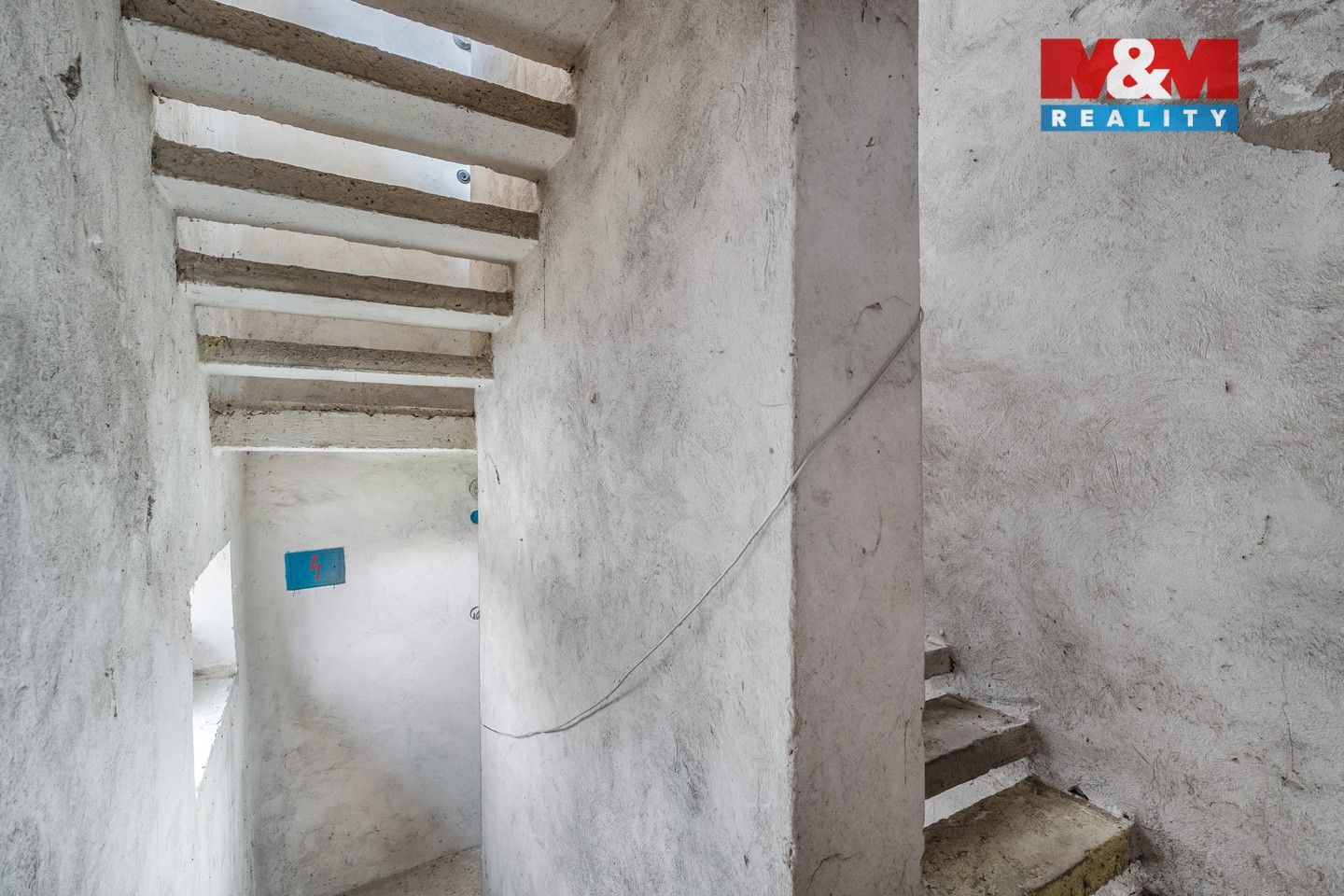 Prodej komerčního prostoru 2000 m² - foto 12
