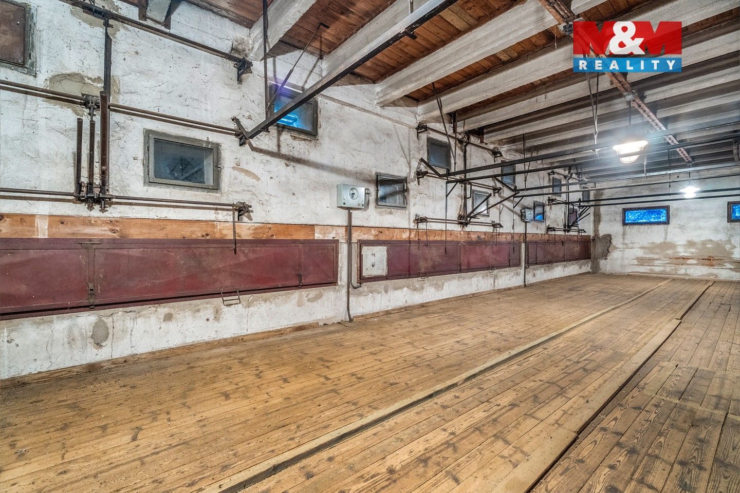 Prodej komerčního prostoru 2000 m² - foto 15