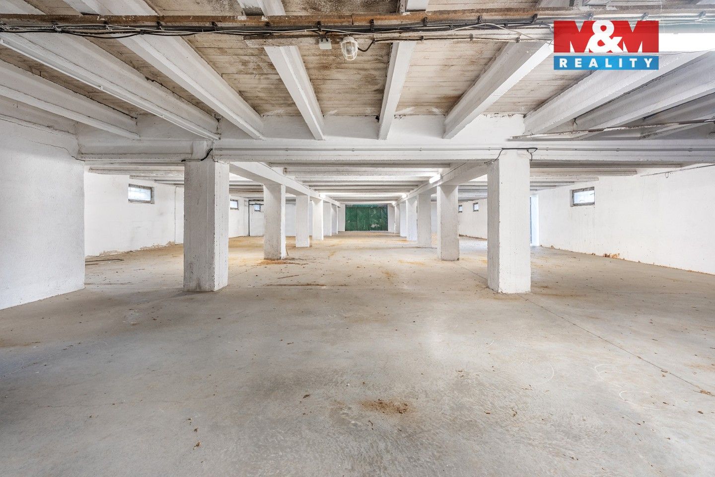 Prodej komerčního prostoru 2000 m² - foto 21