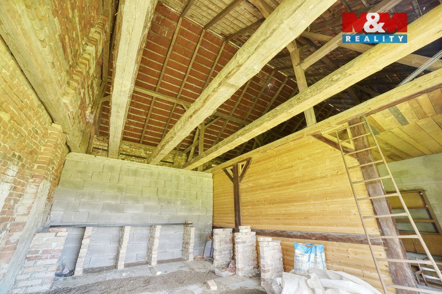 Prodej komerčního prostoru 240 m² - foto 3