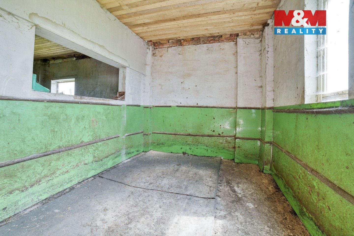 Prodej komerčního prostoru 240 m² - foto 10