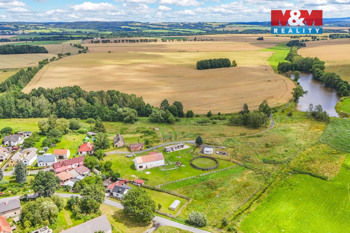 Prodej komerčního prostoru 240 m² - foto 24