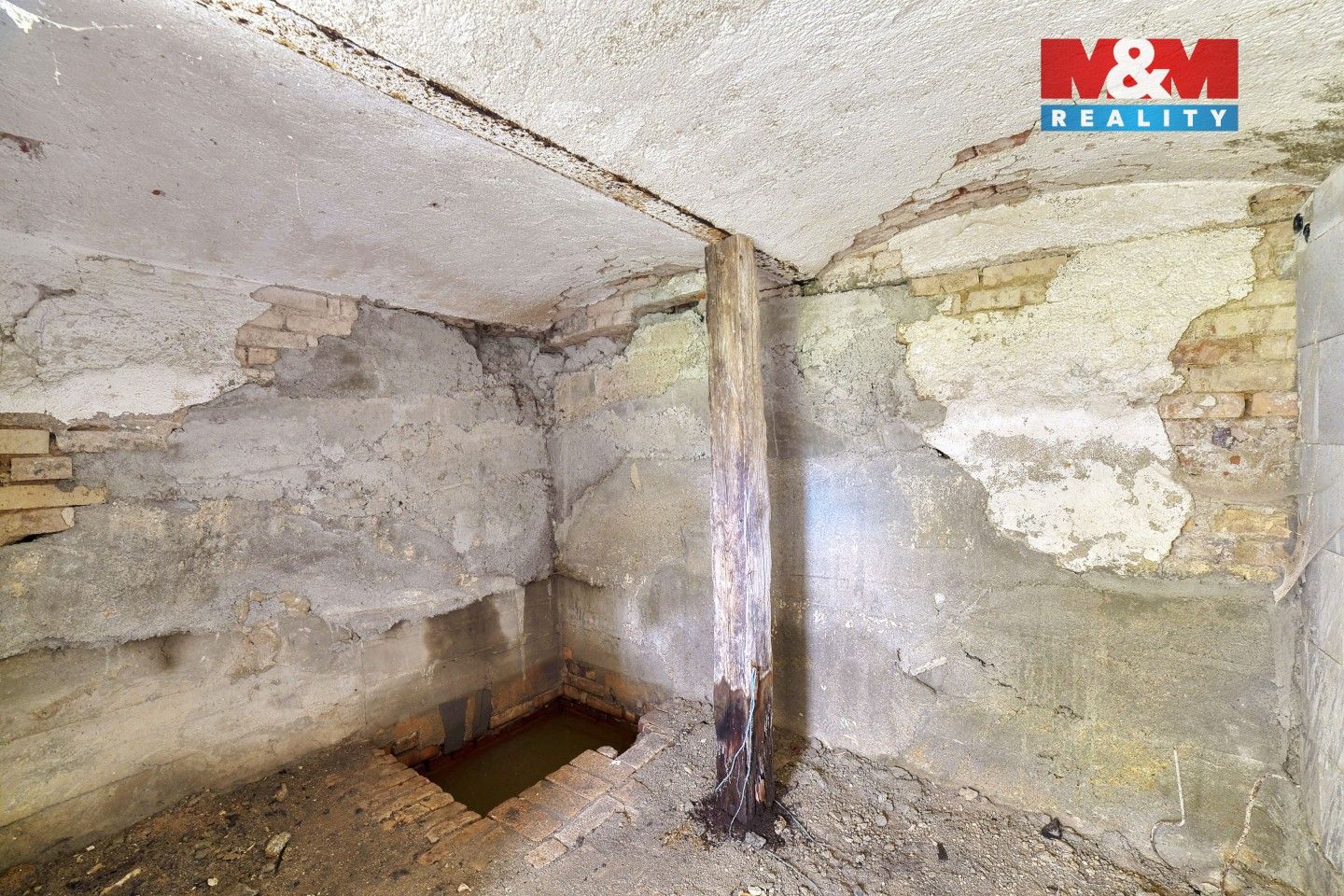 Prodej komerčního prostoru 240 m² - foto 23
