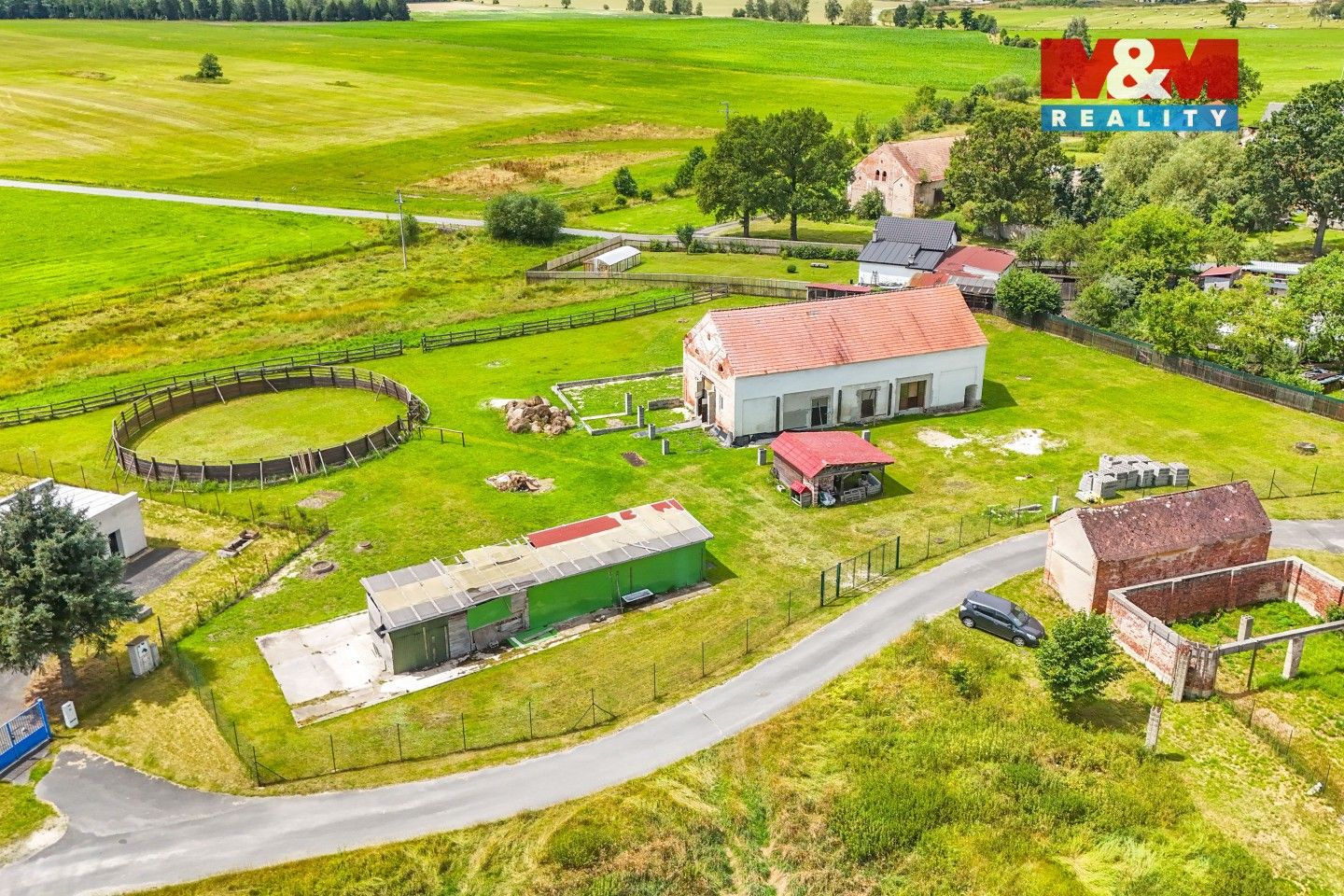 Prodej komerčního prostoru 240 m² - foto 35