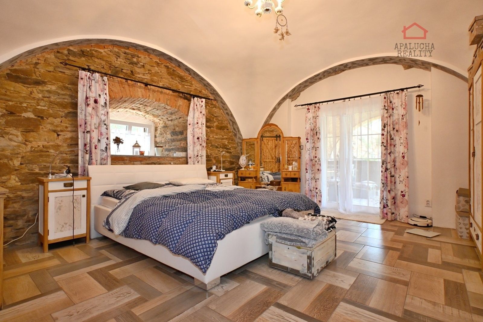 Prodej nemovitosti 189 m² - foto 5