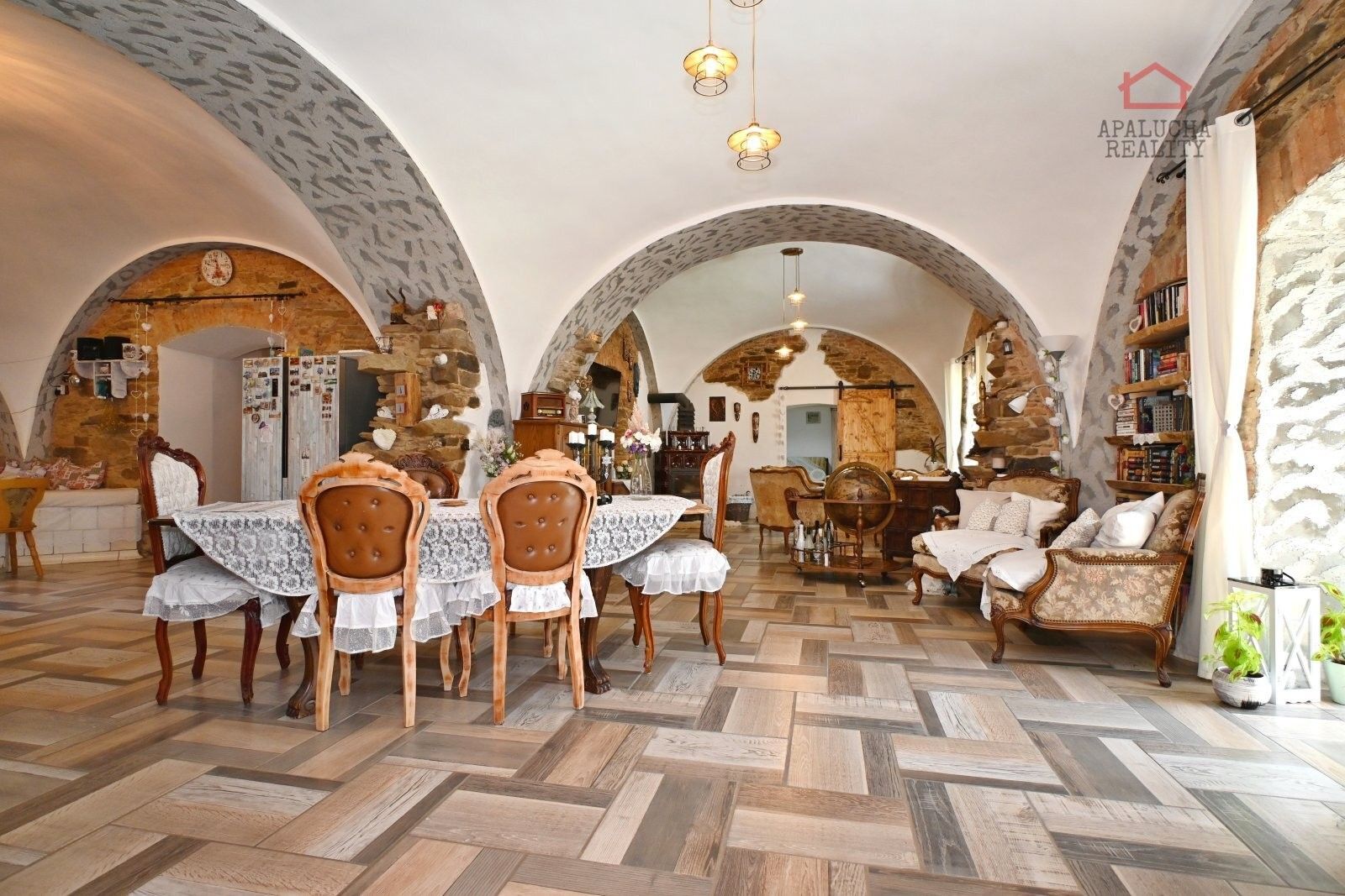 Prodej nemovitosti 189 m² - foto 16