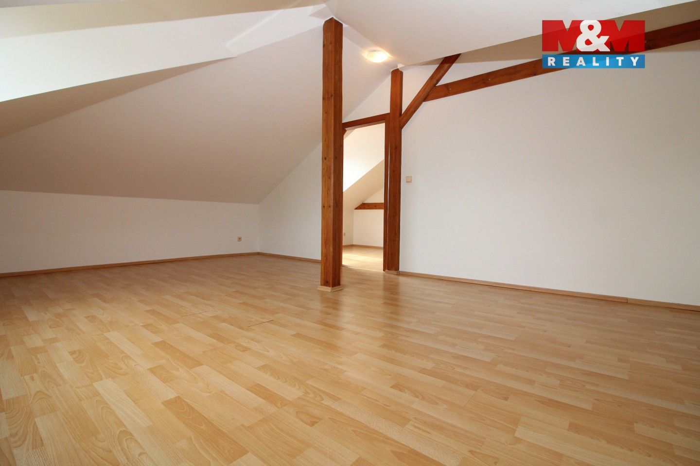 Prodej bytu 2+1 92 m² - foto 3