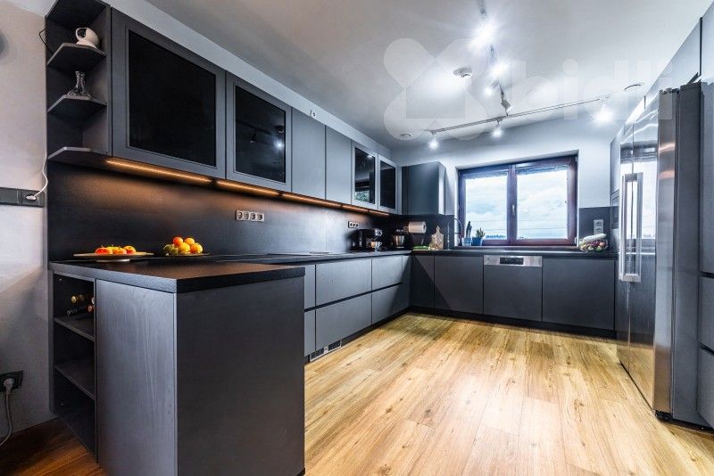 Prodej domu 390 m² - foto 2