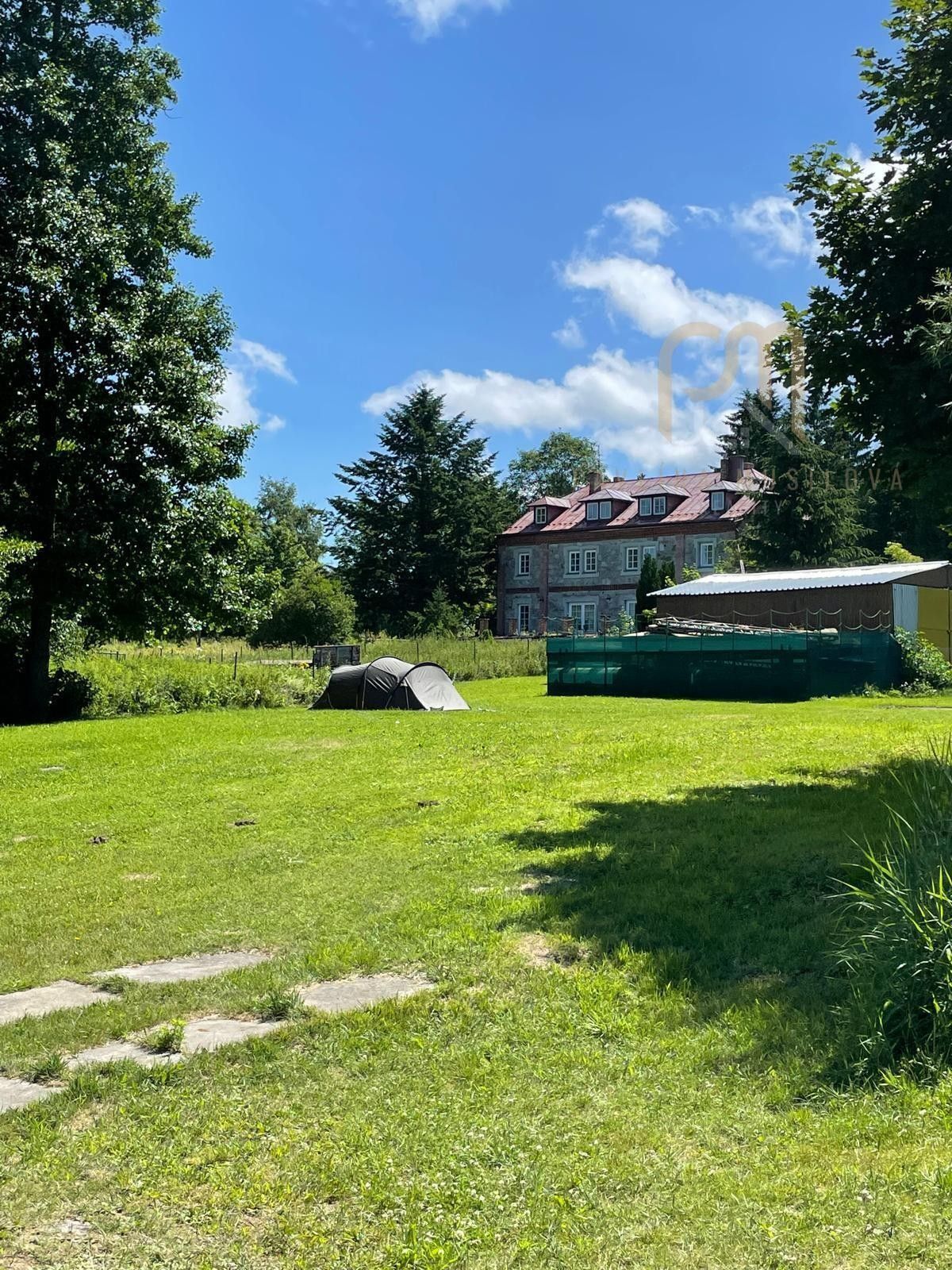 Prodej nemovitosti 663 m² - foto 4