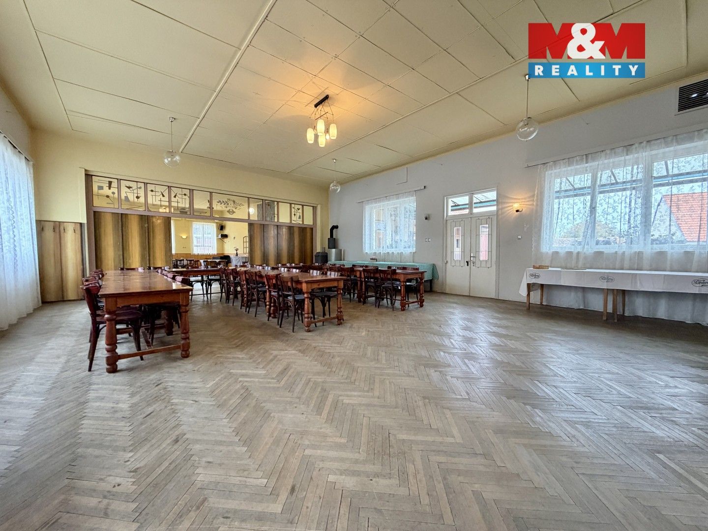 Prodej komerčního prostoru 380 m² - foto 3