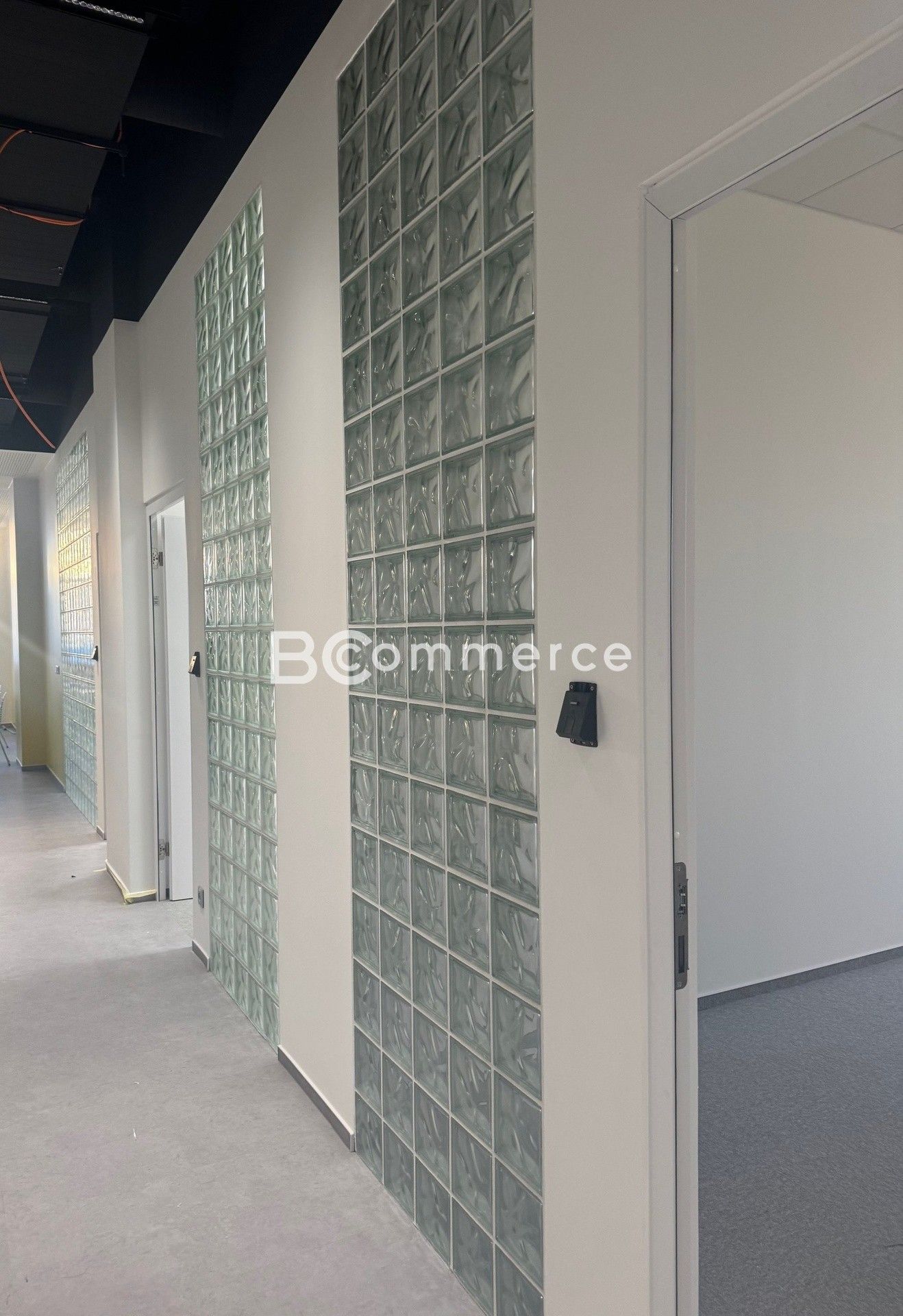 Pronájem komerčního prostoru 100 m² - foto 20