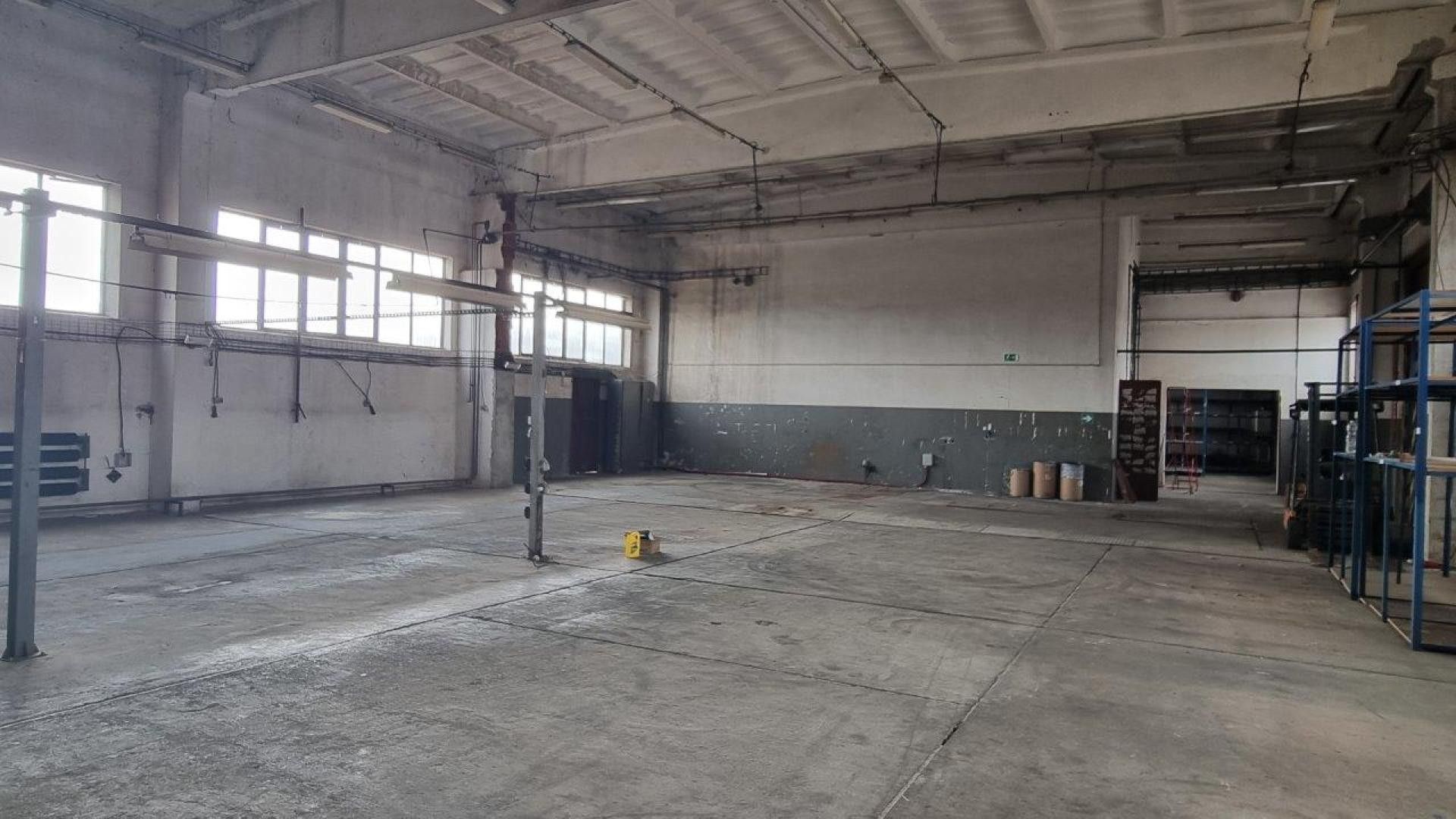 Pronájem komerčního prostoru 702 m² - foto 5