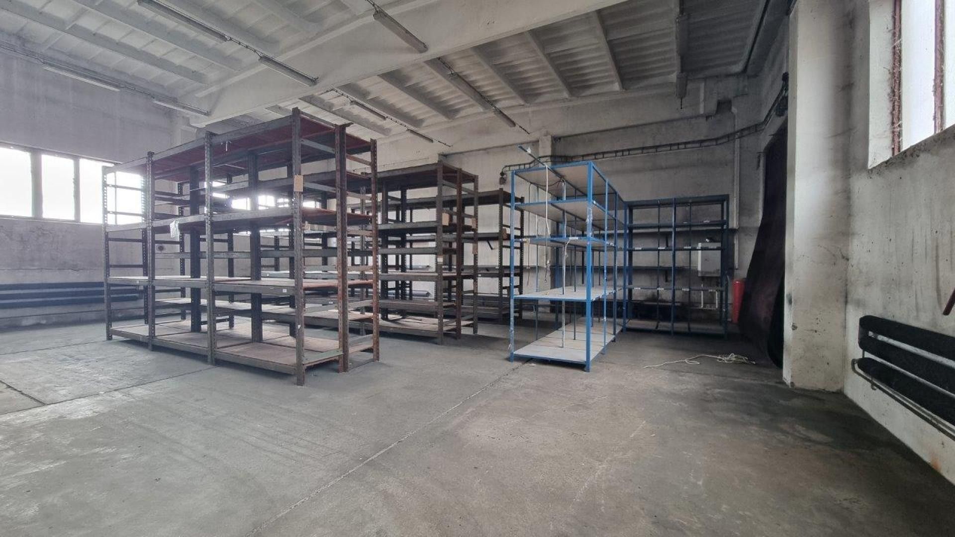 Pronájem komerčního prostoru 702 m² - foto 7