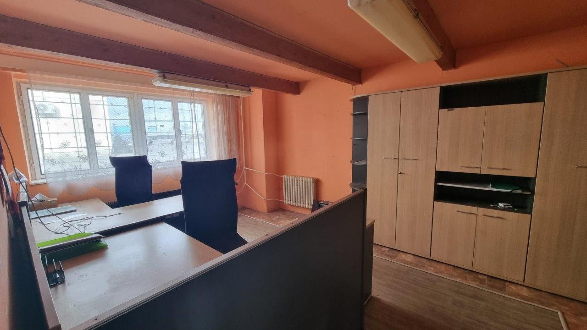Pronájem komerčního prostoru 702 m² - foto 12
