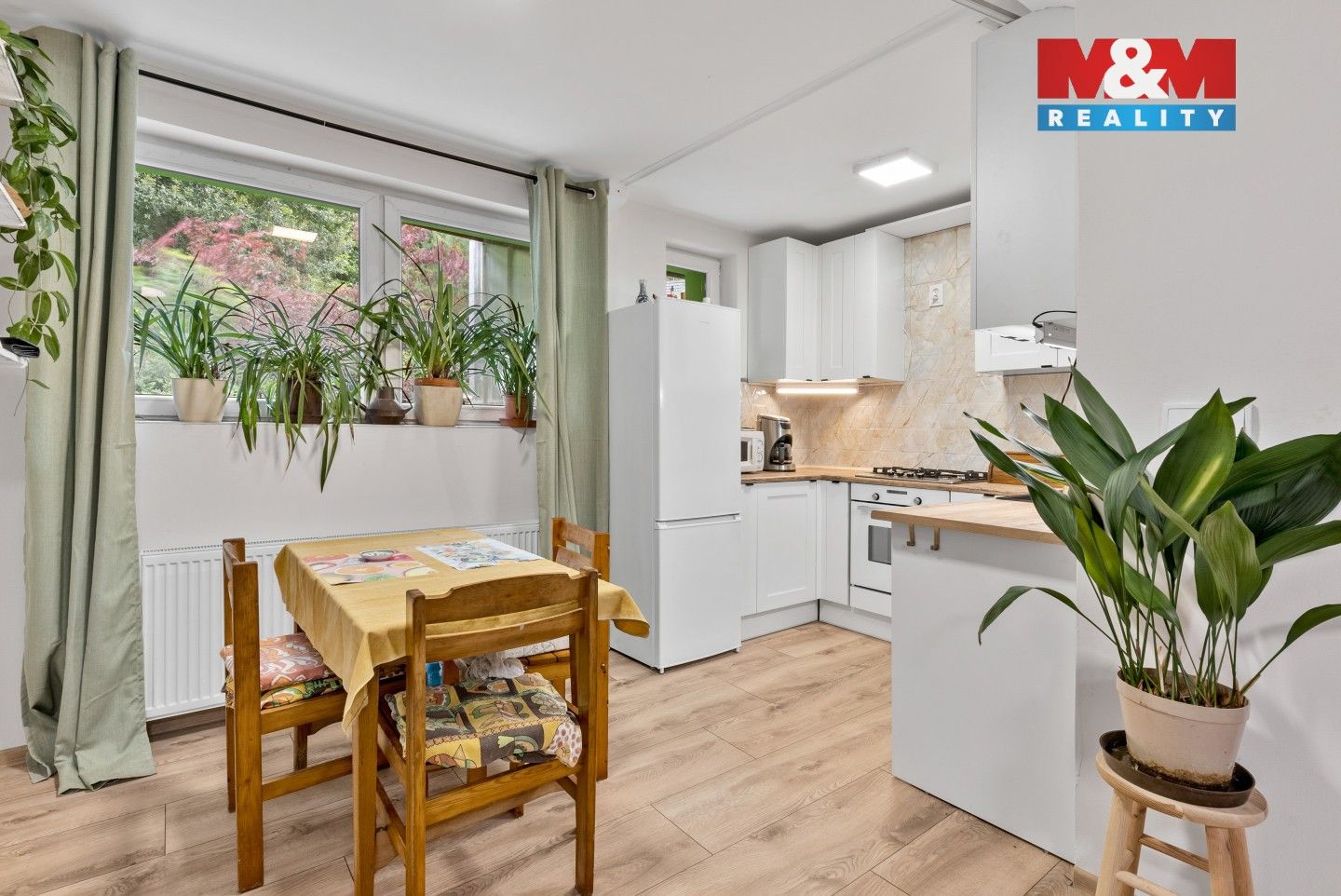 Prodej komerčního prostoru 905 m² - foto 6