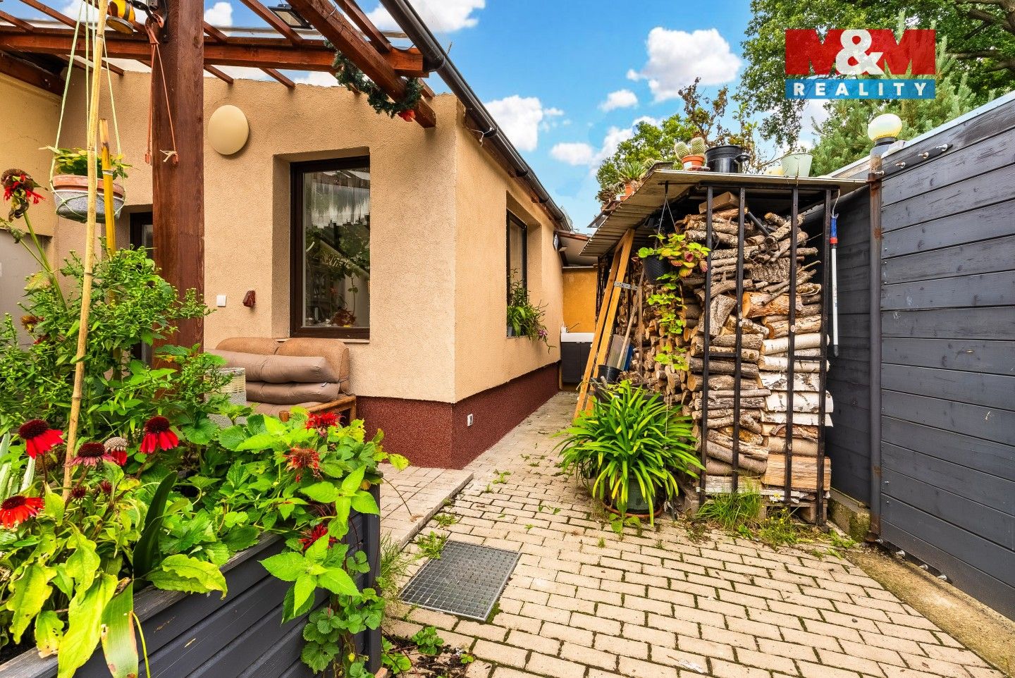 Prodej komerčního prostoru 905 m² - foto 14