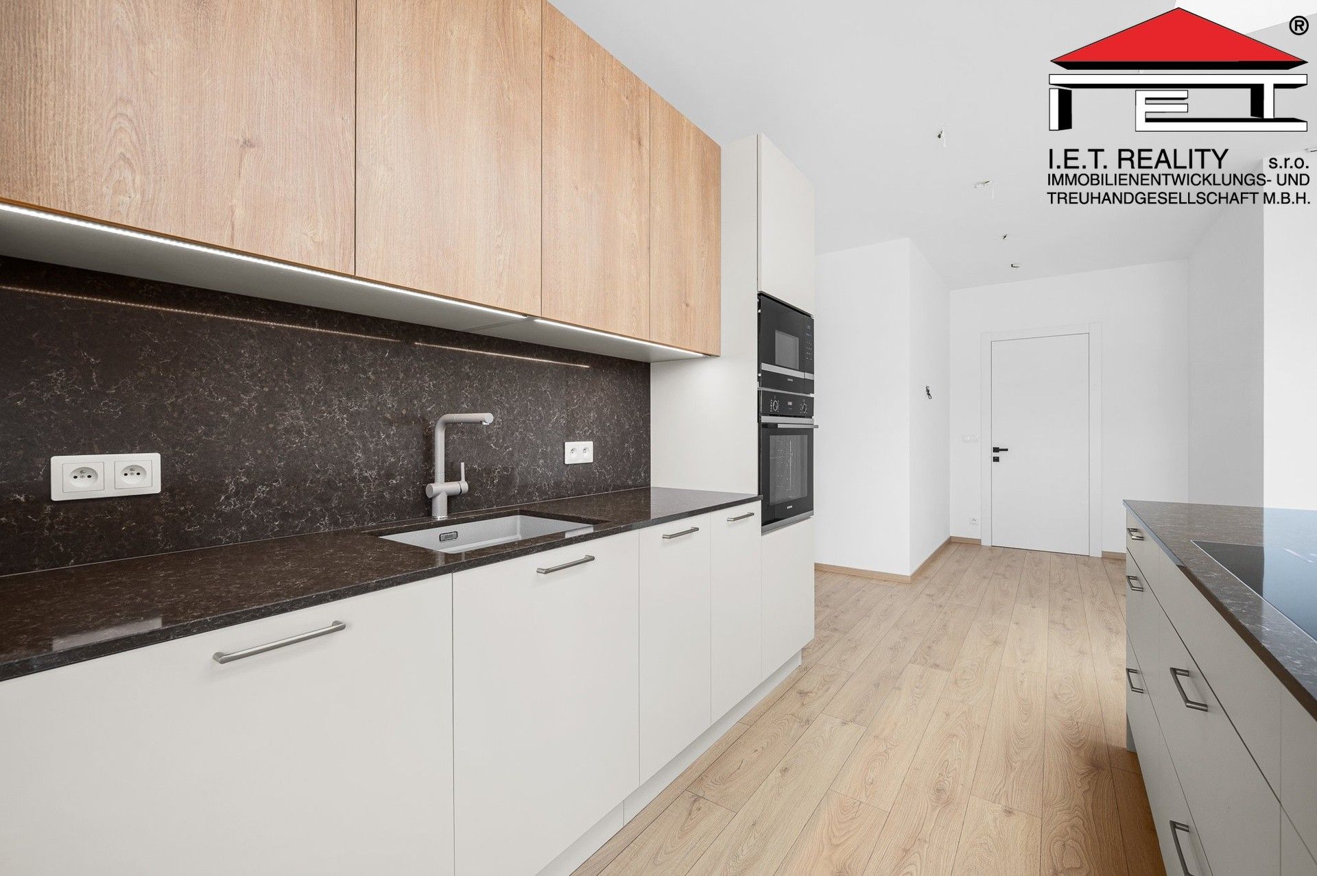 Prodej bytu 3+kk 121 m² - foto 6