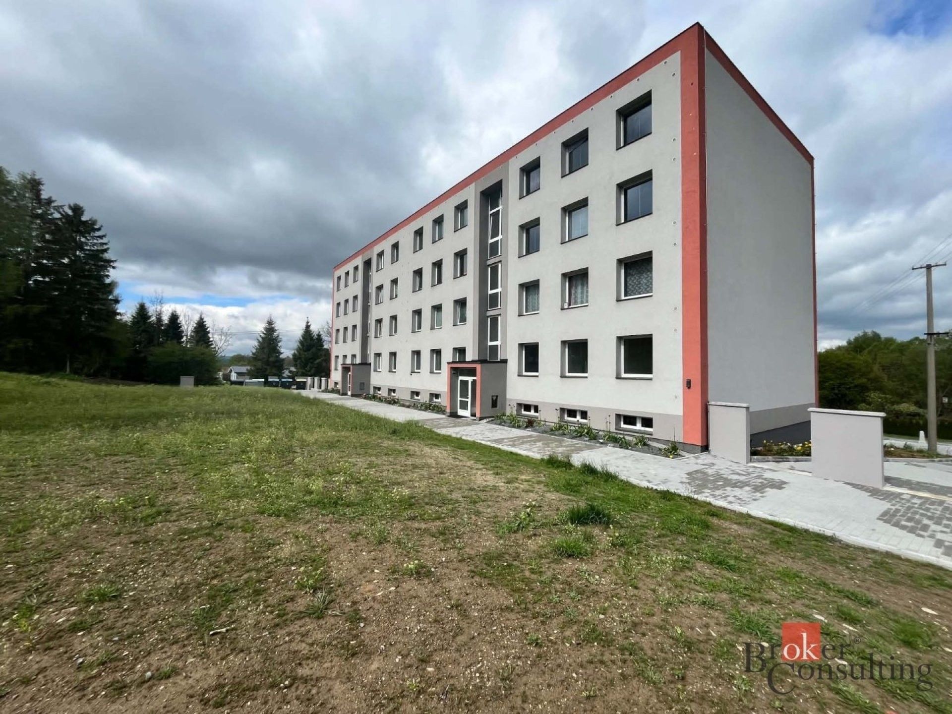 Pronájem bytu 2+1 61 m² - foto 10