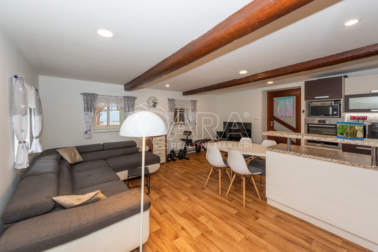 Prodej domu 115 m² - foto 1