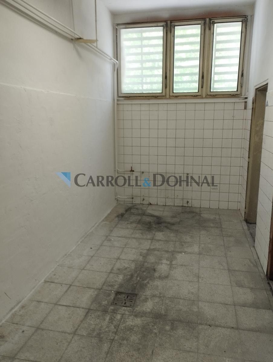 Pronájem komerčního prostoru 18 m² - foto 2