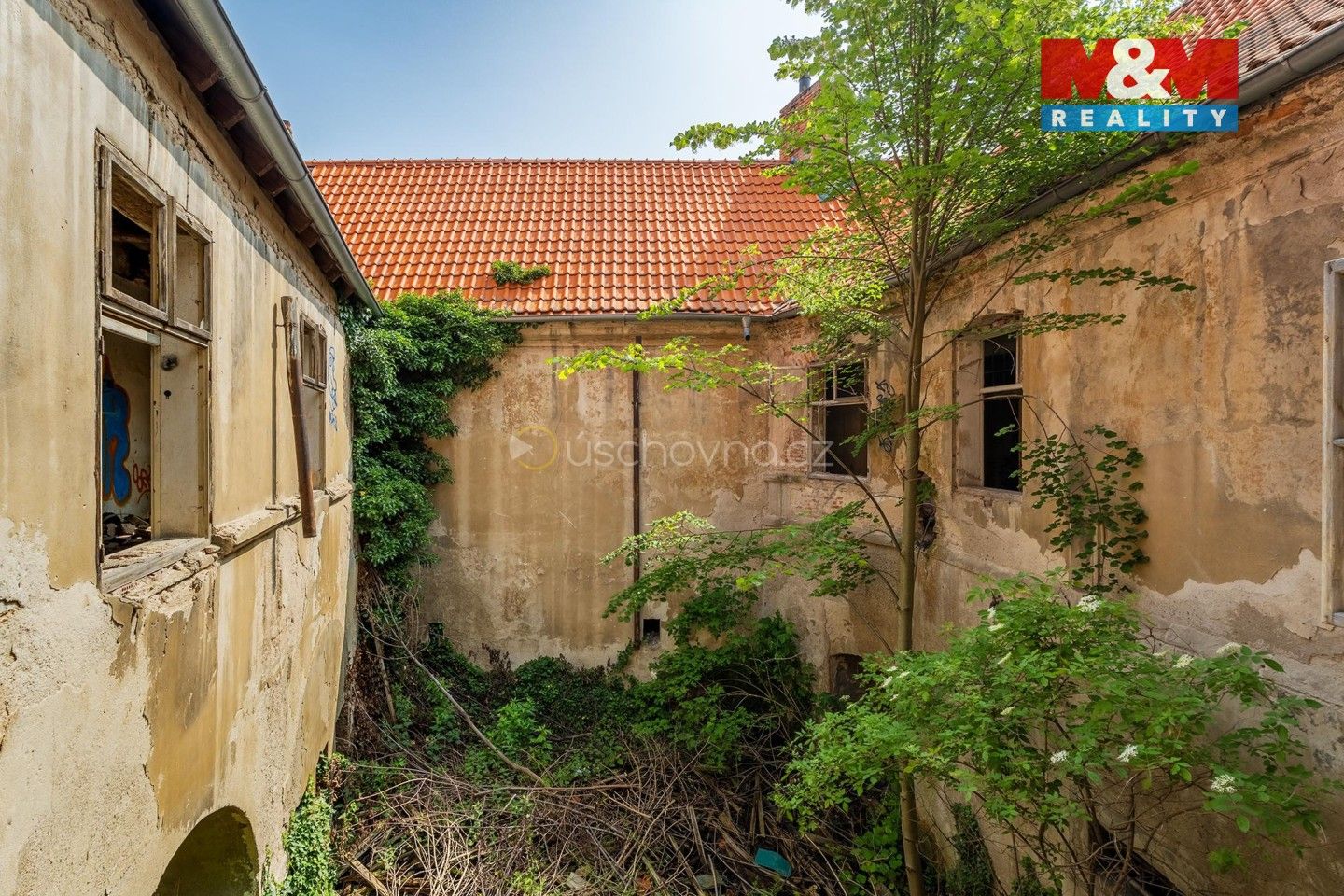 Prodej nemovitosti 5000 m² - foto 29