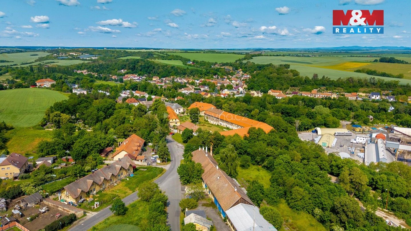 Prodej nemovitosti 5000 m² - foto 37