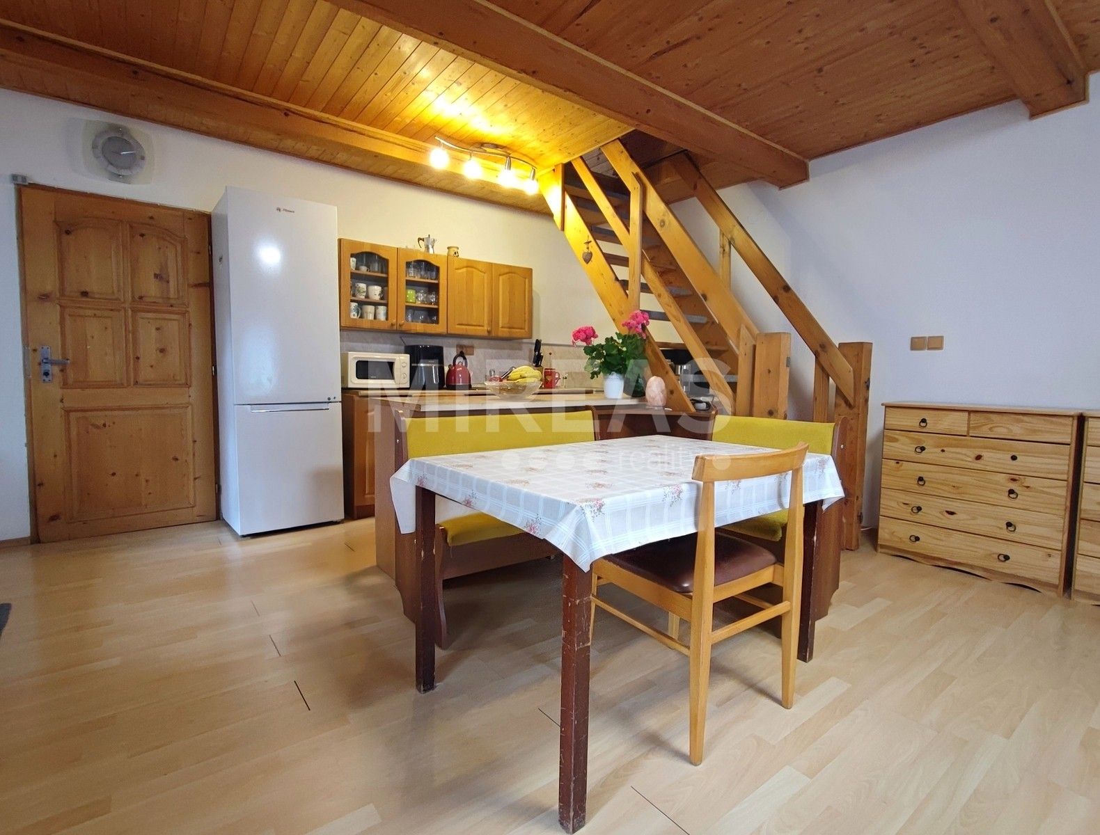 Prodej domu 185 m² - foto 2