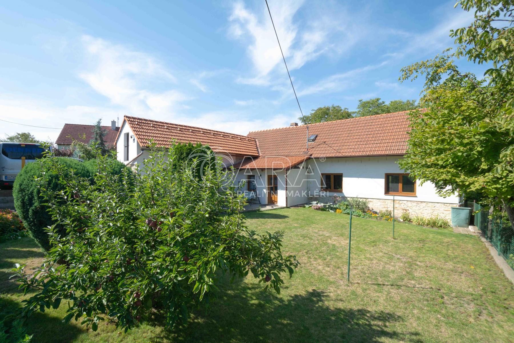Prodej domu 204 m² - foto 1