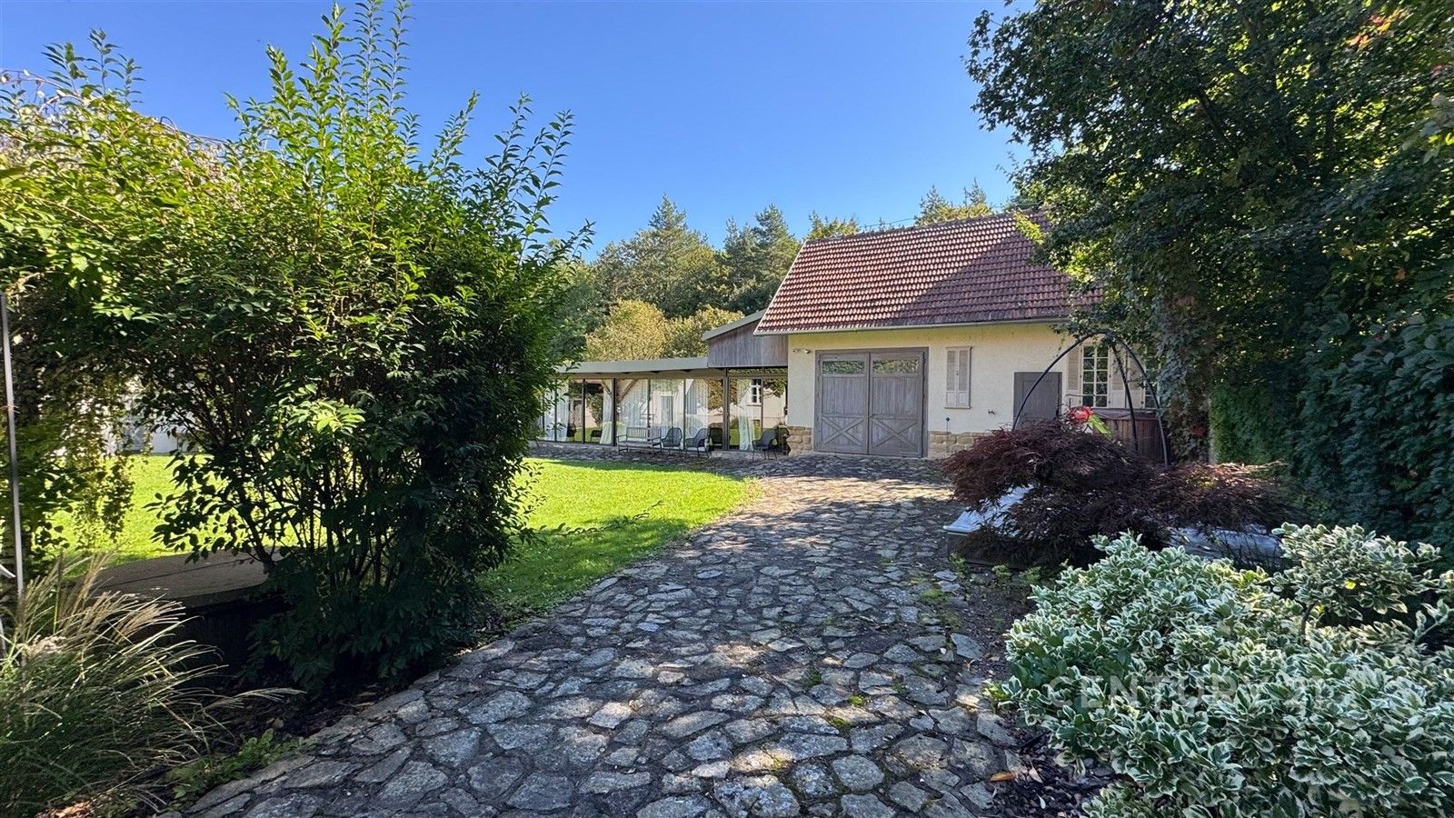 Prodej domu 600 m² - foto 4