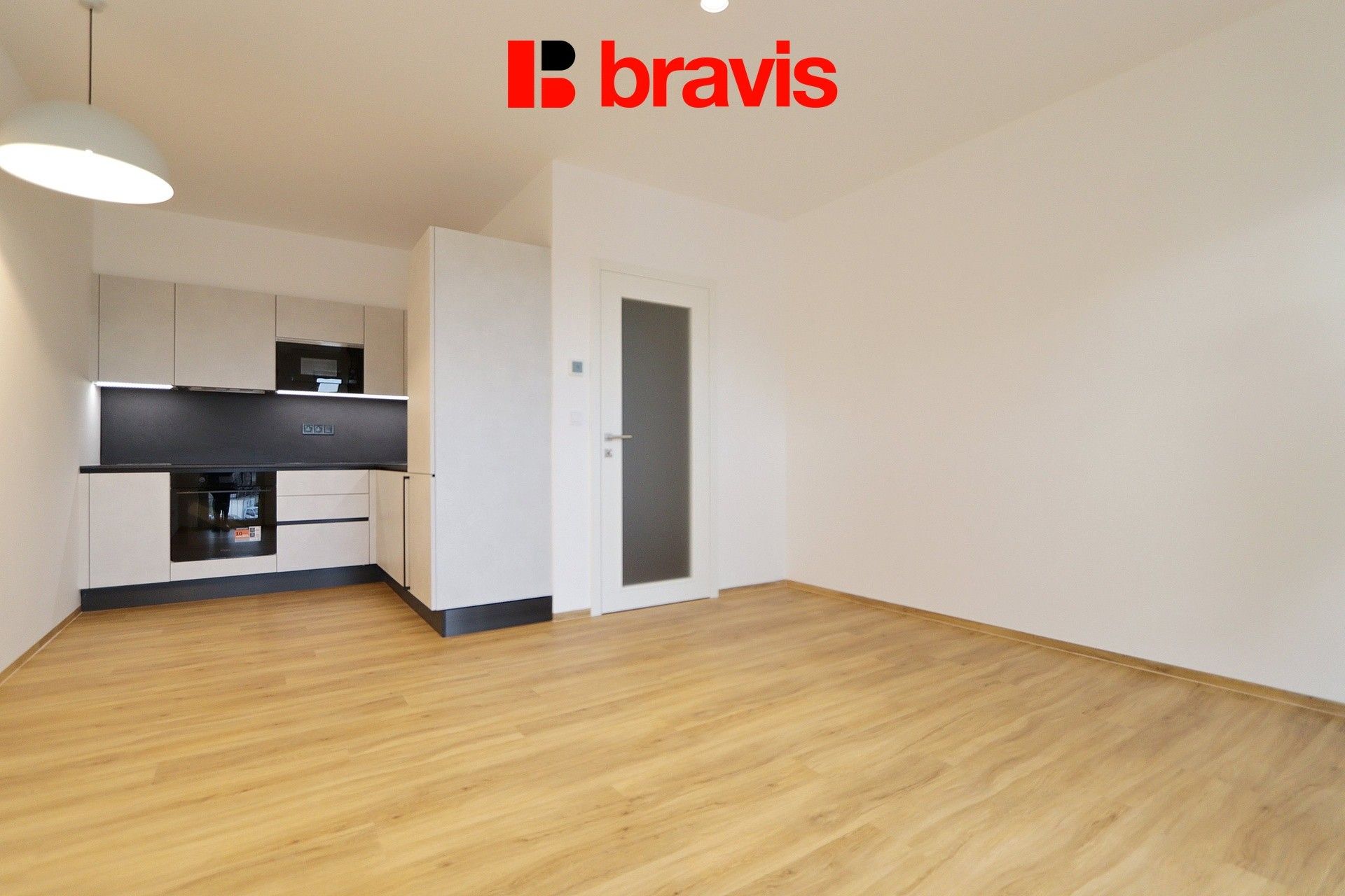 Pronájem bytu 2+kk 56 m² - foto 6