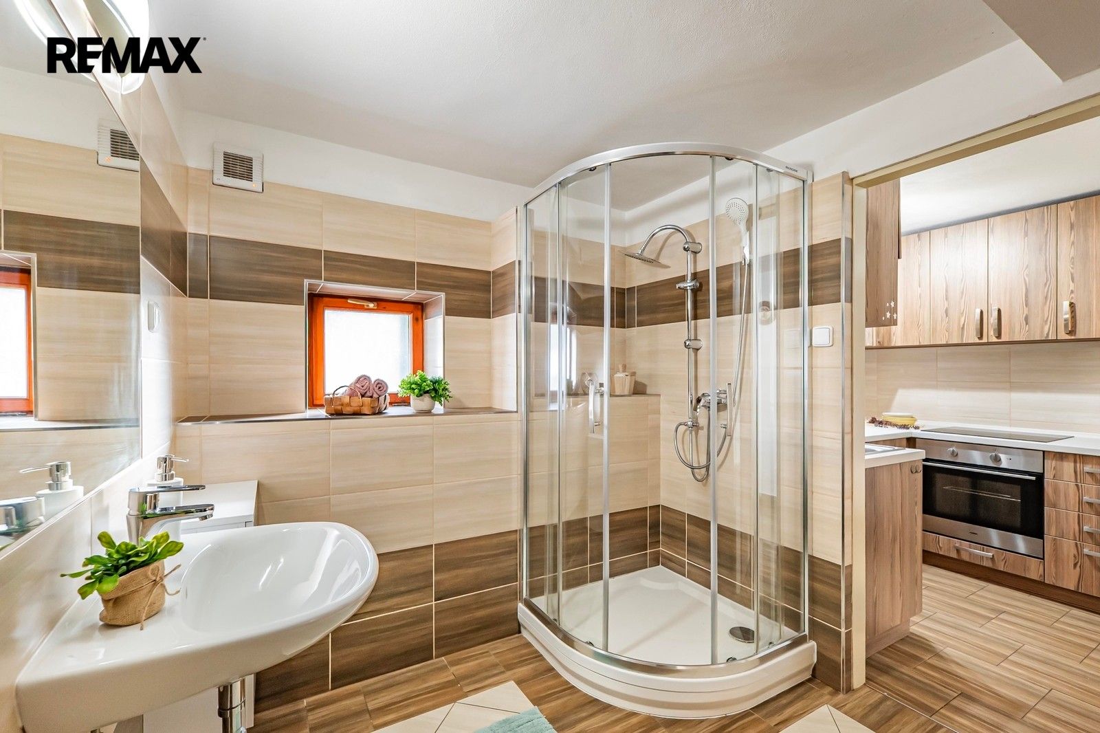 Prodej nemovitosti 236 m² - foto 6