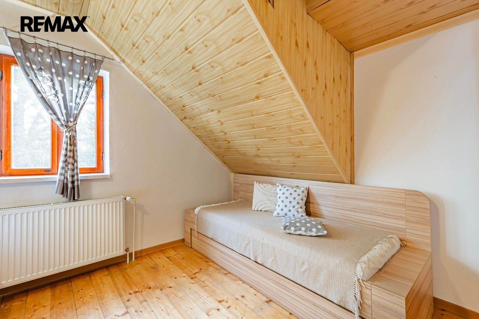 Prodej nemovitosti 236 m² - foto 16
