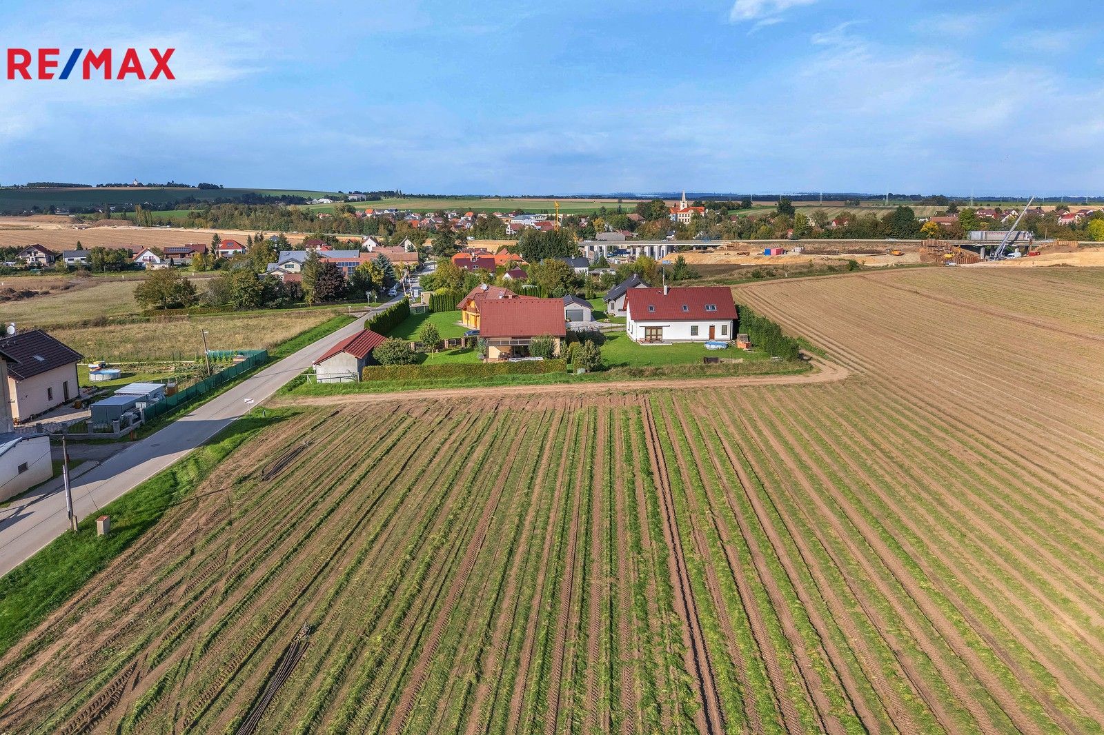 Prodej pozemku 1671 m² - foto 2