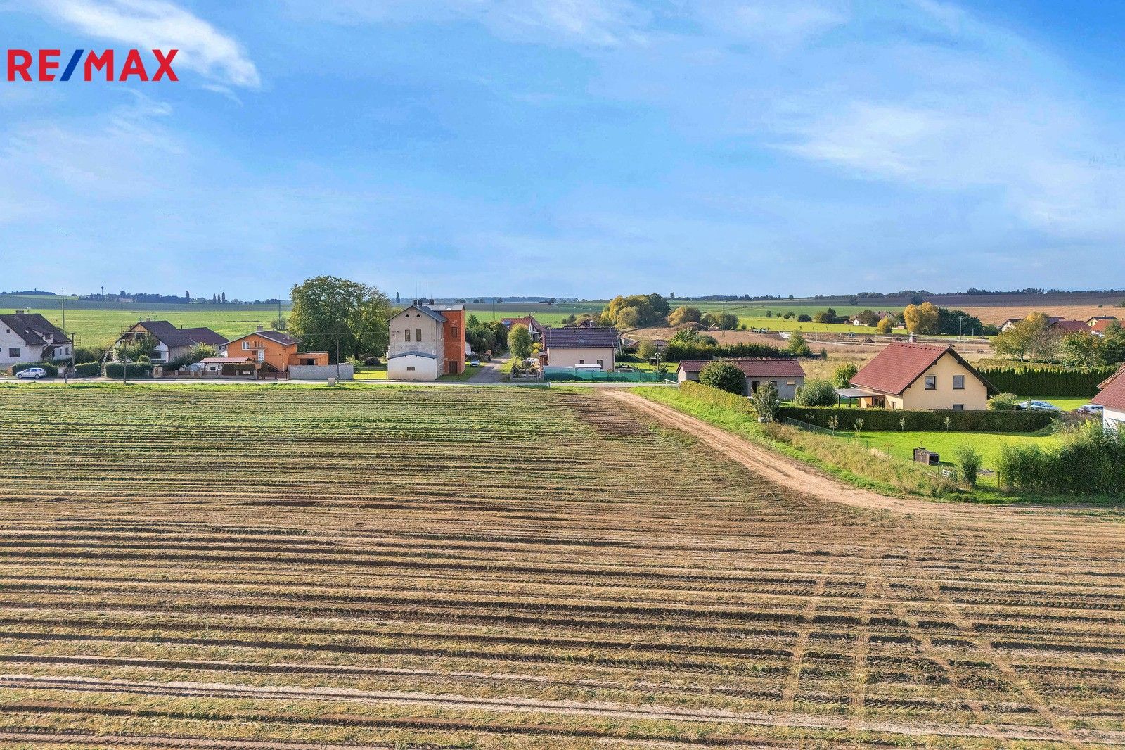 Prodej pozemku 1671 m² - foto 6