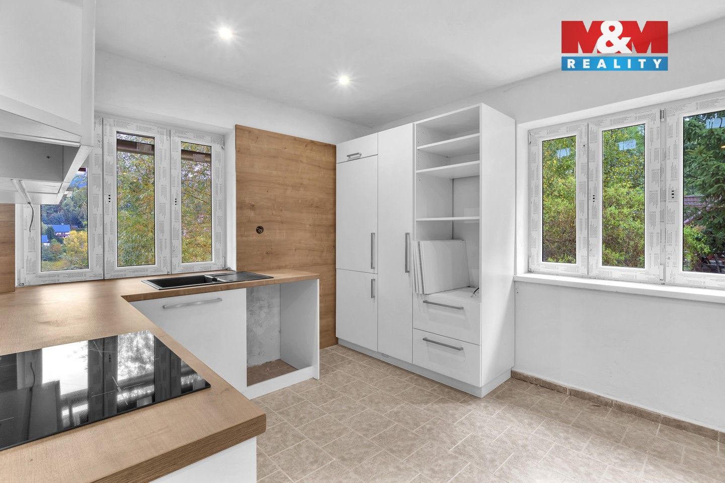 Prodej domu 440 m² - foto 3