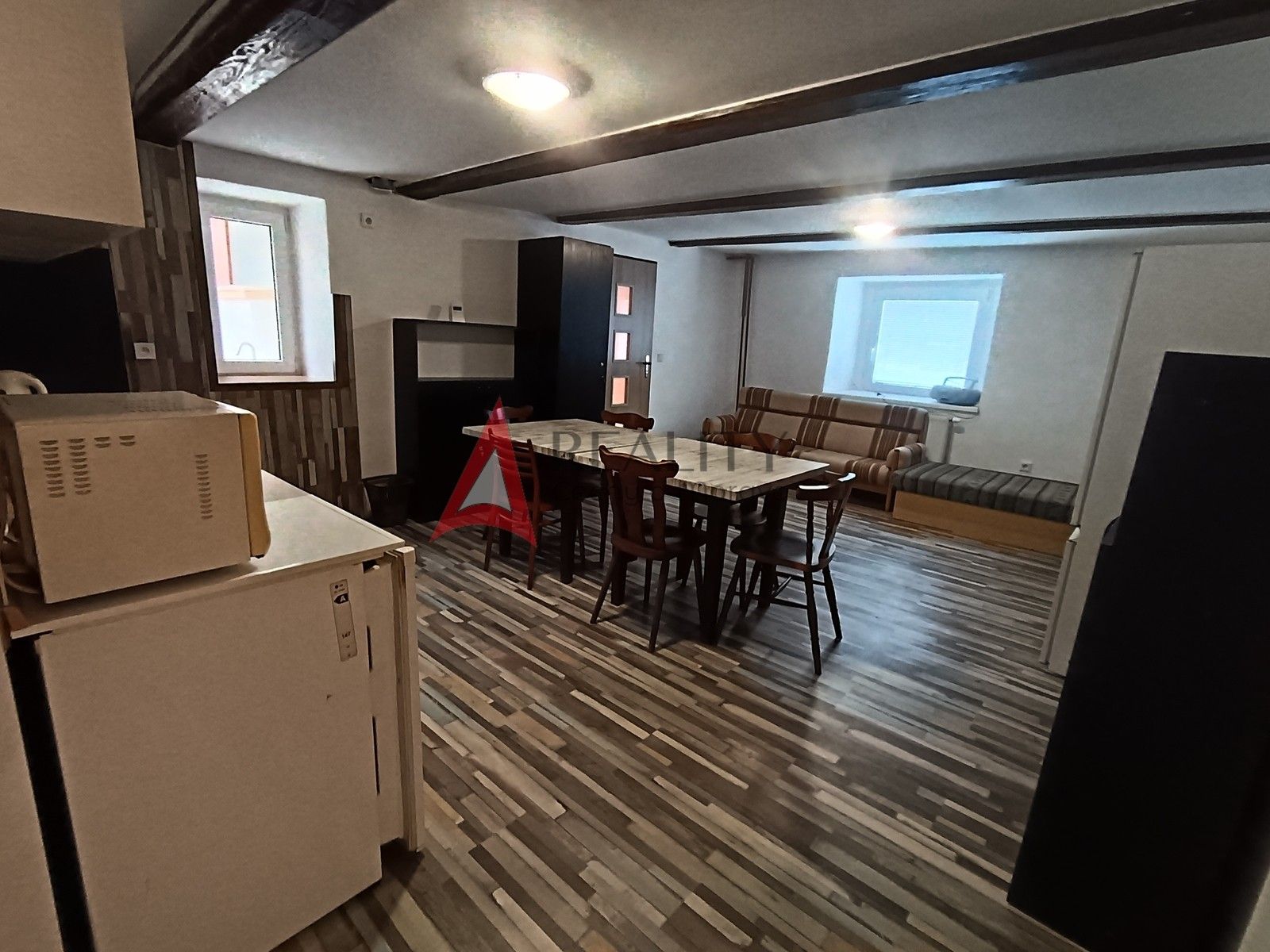 Pronájem bytu 2+kk 50 m² - foto 3