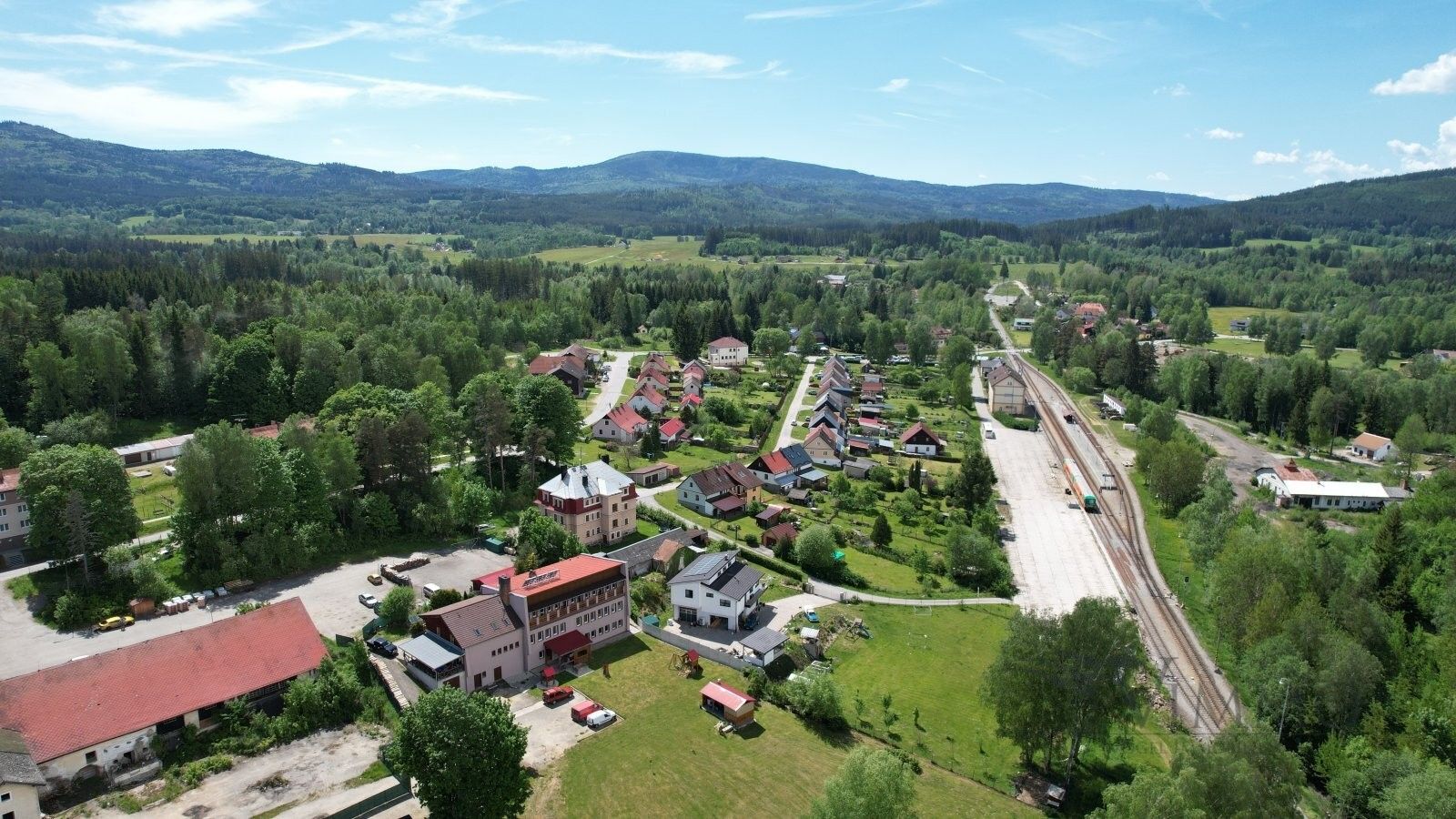 Prodej komerčního prostoru 8059 m² - foto 9