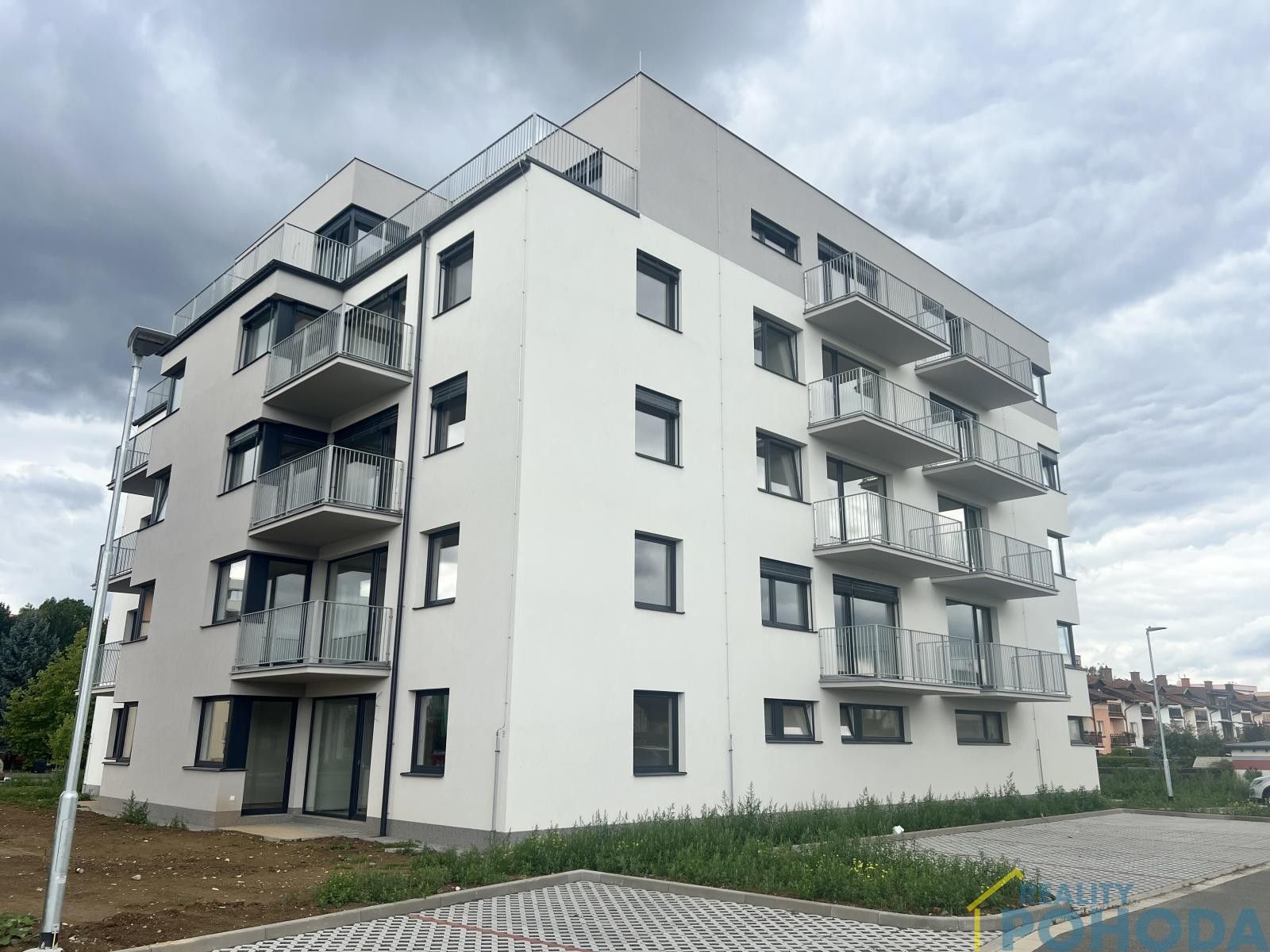 Pronájem bytu 2+kk 62 m² - foto 1