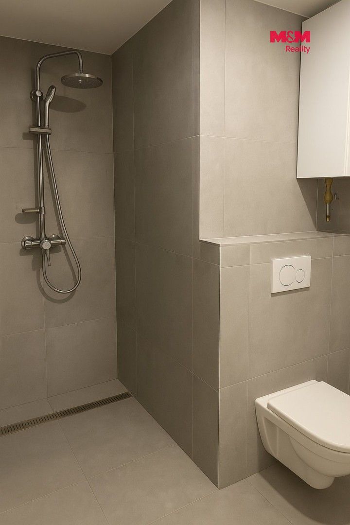 Pronájem bytu 3+kk 75 m² - foto 5