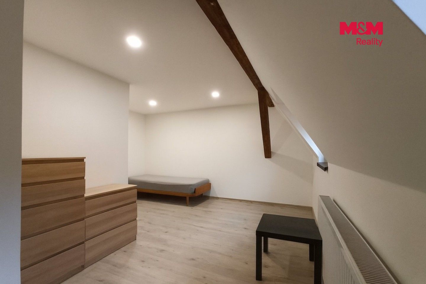 Pronájem bytu 3+kk 75 m² - foto 4