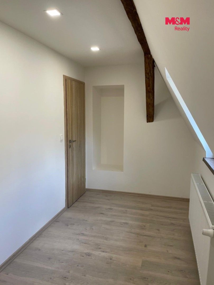 Pronájem bytu 3+kk 75 m² - foto 6