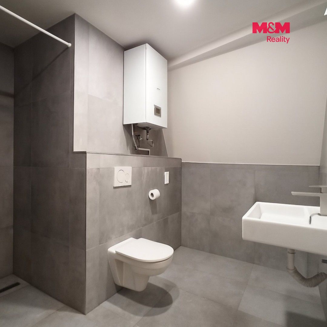 Pronájem bytu 3+kk 75 m² - foto 7