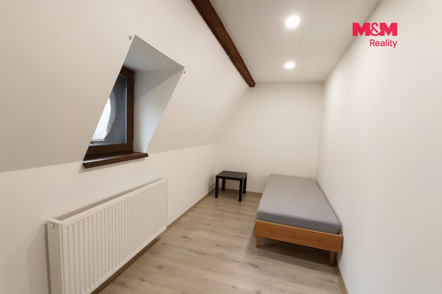 Pronájem bytu 3+kk 75 m² - foto 9