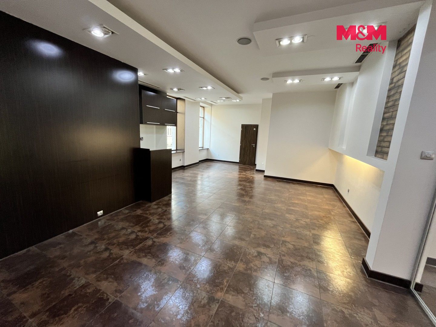 Pronájem komerčního prostoru 120 m² - foto 4