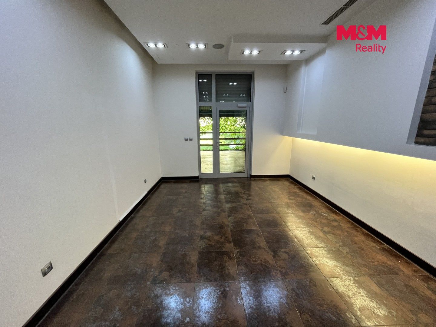 Pronájem komerčního prostoru 120 m² - foto 3