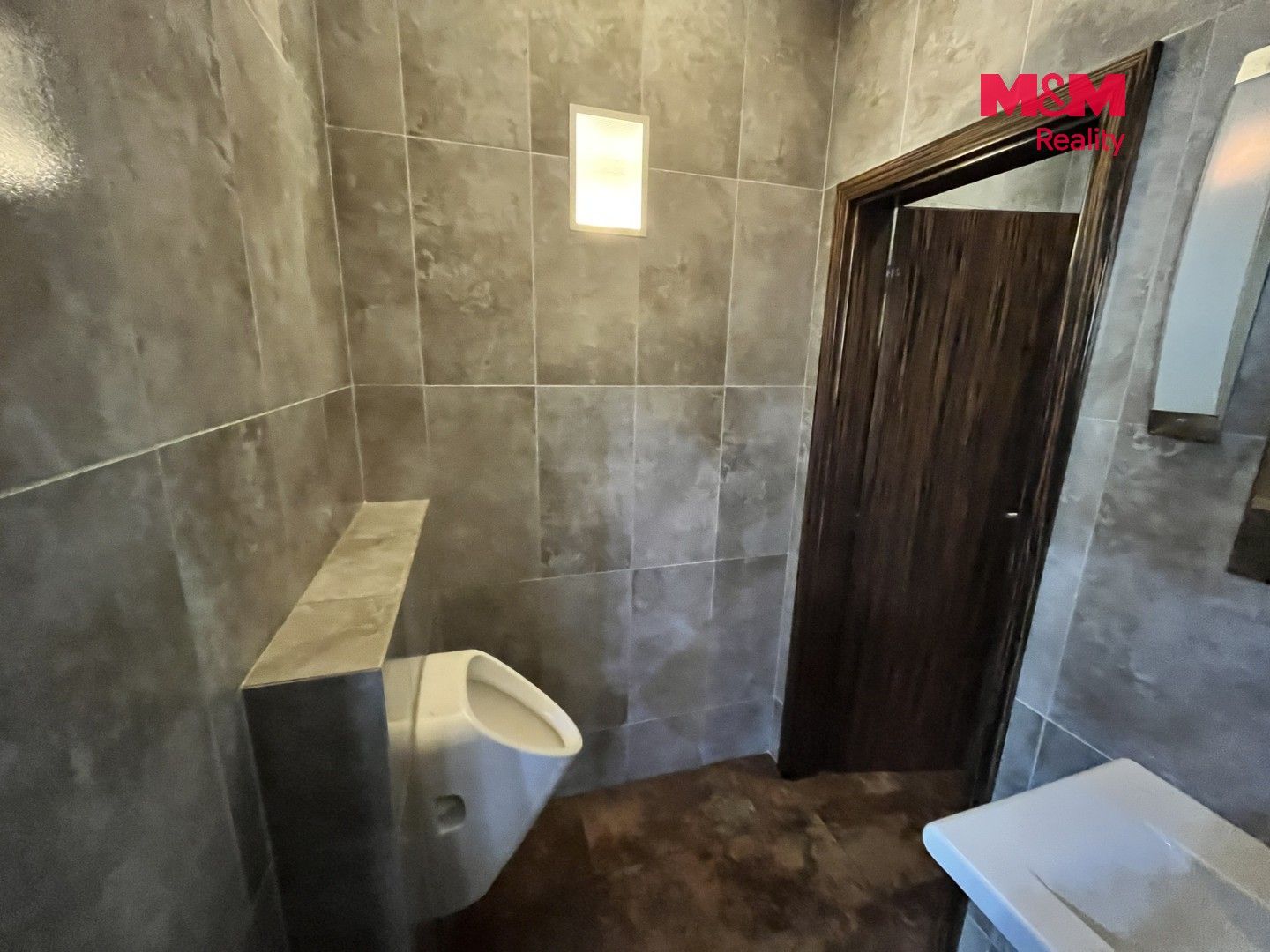 Pronájem komerčního prostoru 120 m² - foto 9