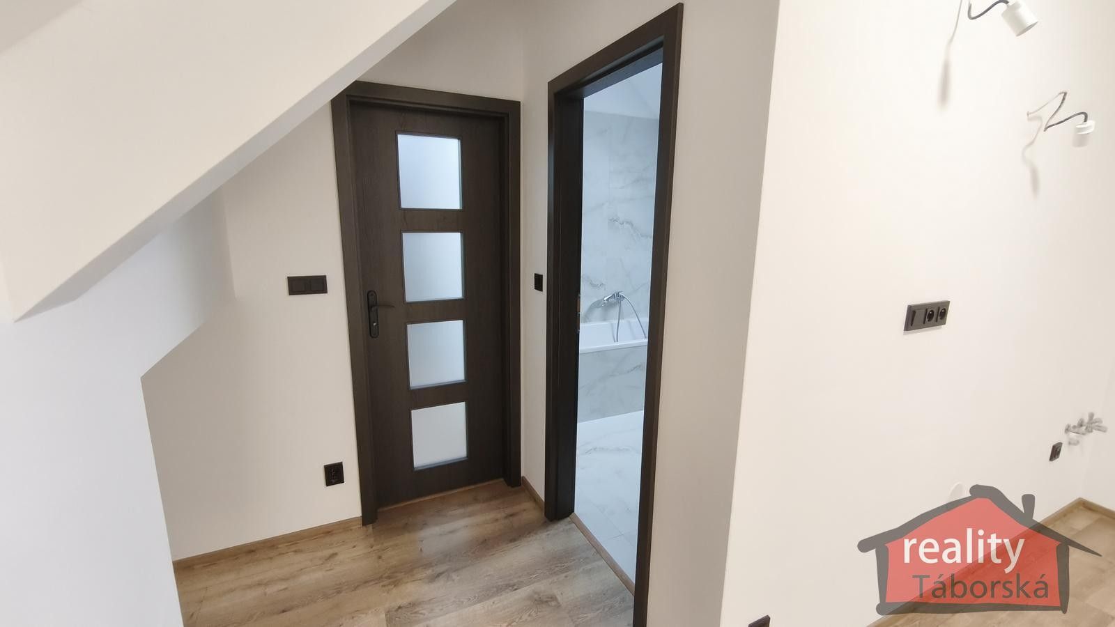Prodej bytu 2+kk 82 m² - foto 9