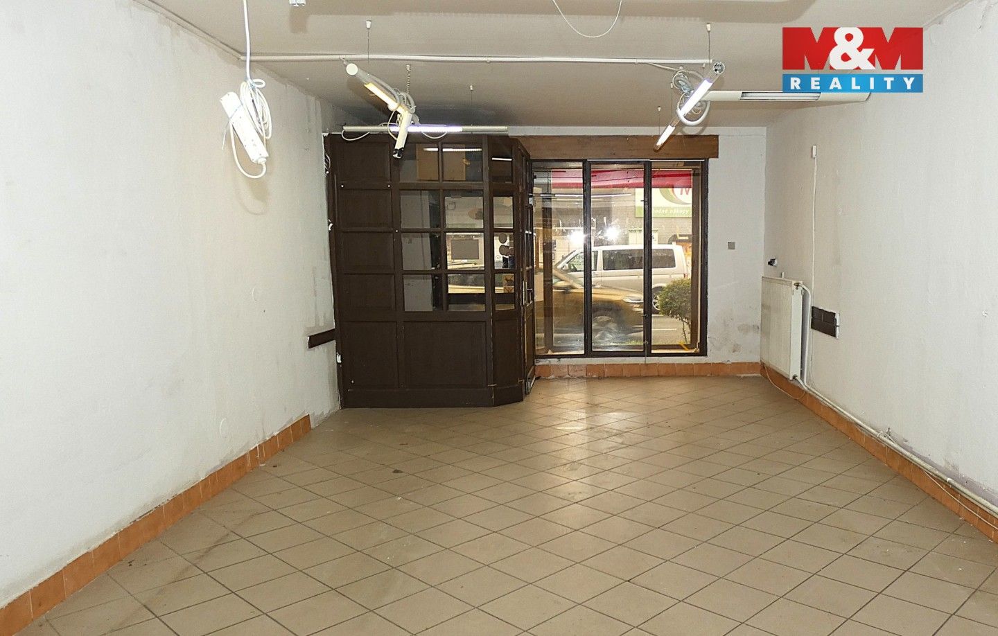 Pronájem komerčního prostoru 201 m² - foto 2